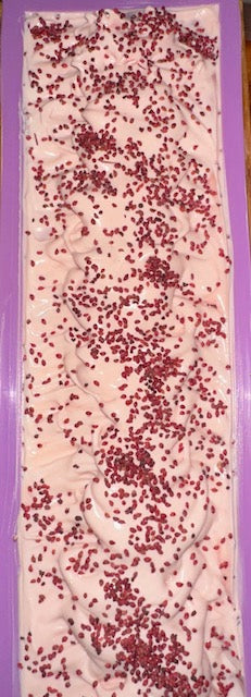 Cranberry Swirl Holiday Soap with Cranberry Seeds (4 oz)