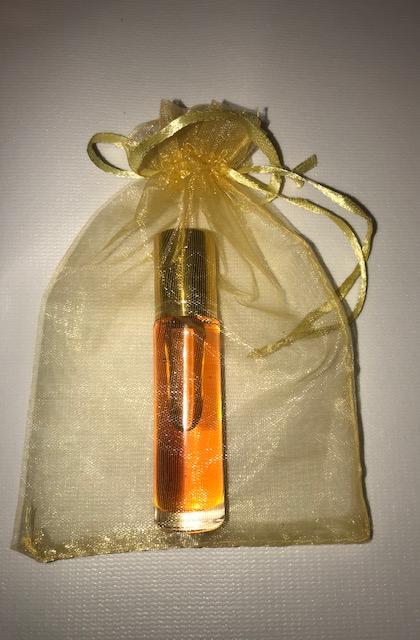 Esqueen Health Frankincense & Myrrh Perfume Oil